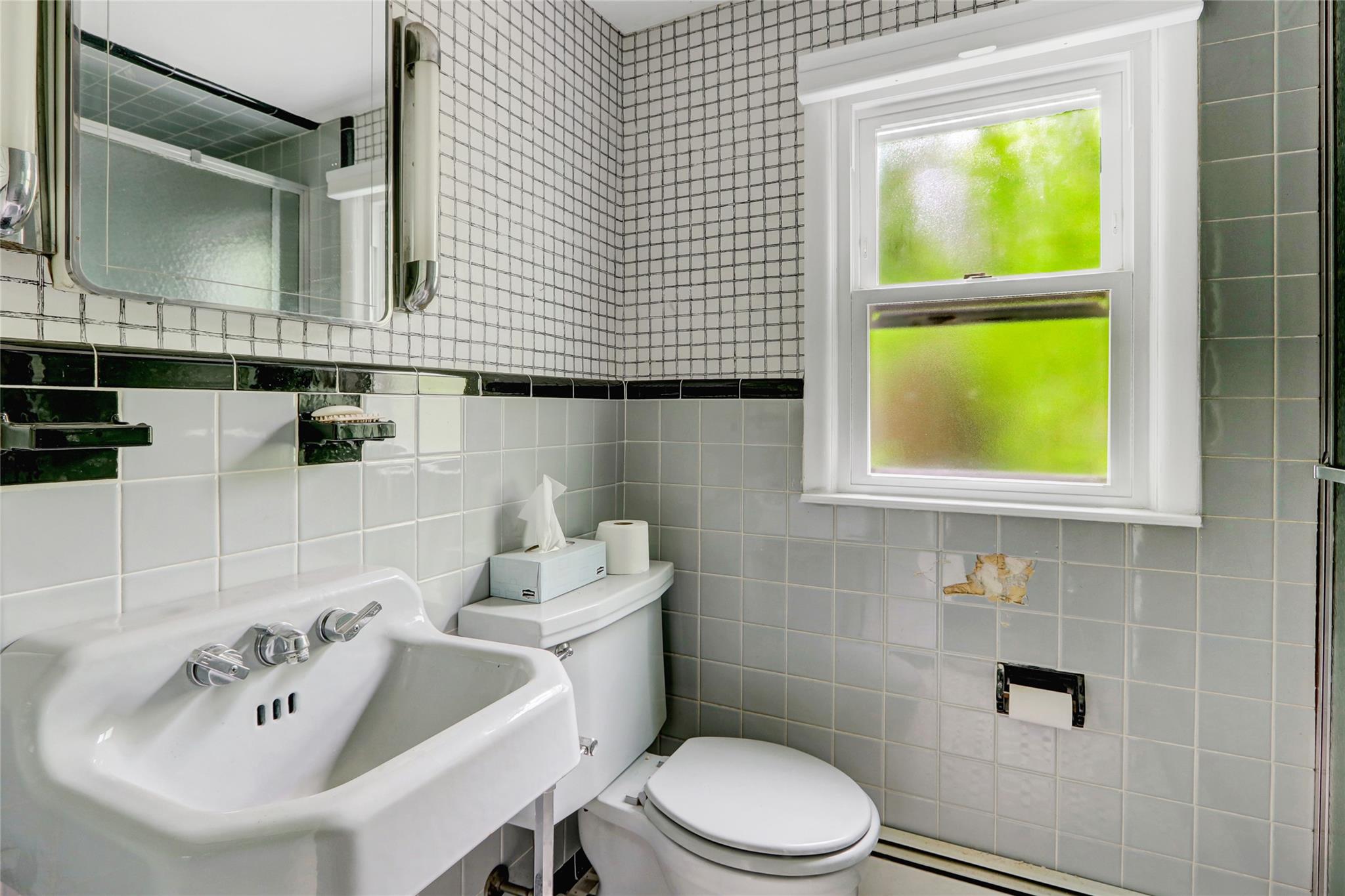 54 Royat Street, Lido Beach, New York image 7