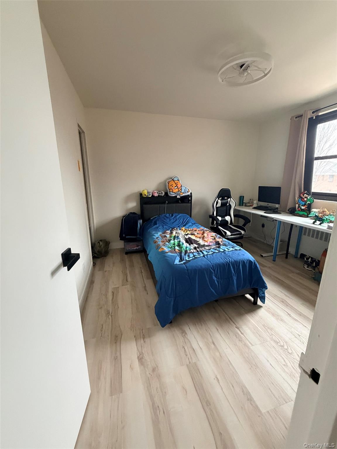 18-06 169 Street 2Fl