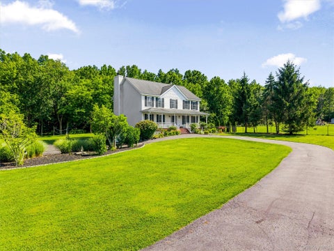 Homes For Sale - 604 Ridgebury Road<br/> Slate Hill, NY 10973