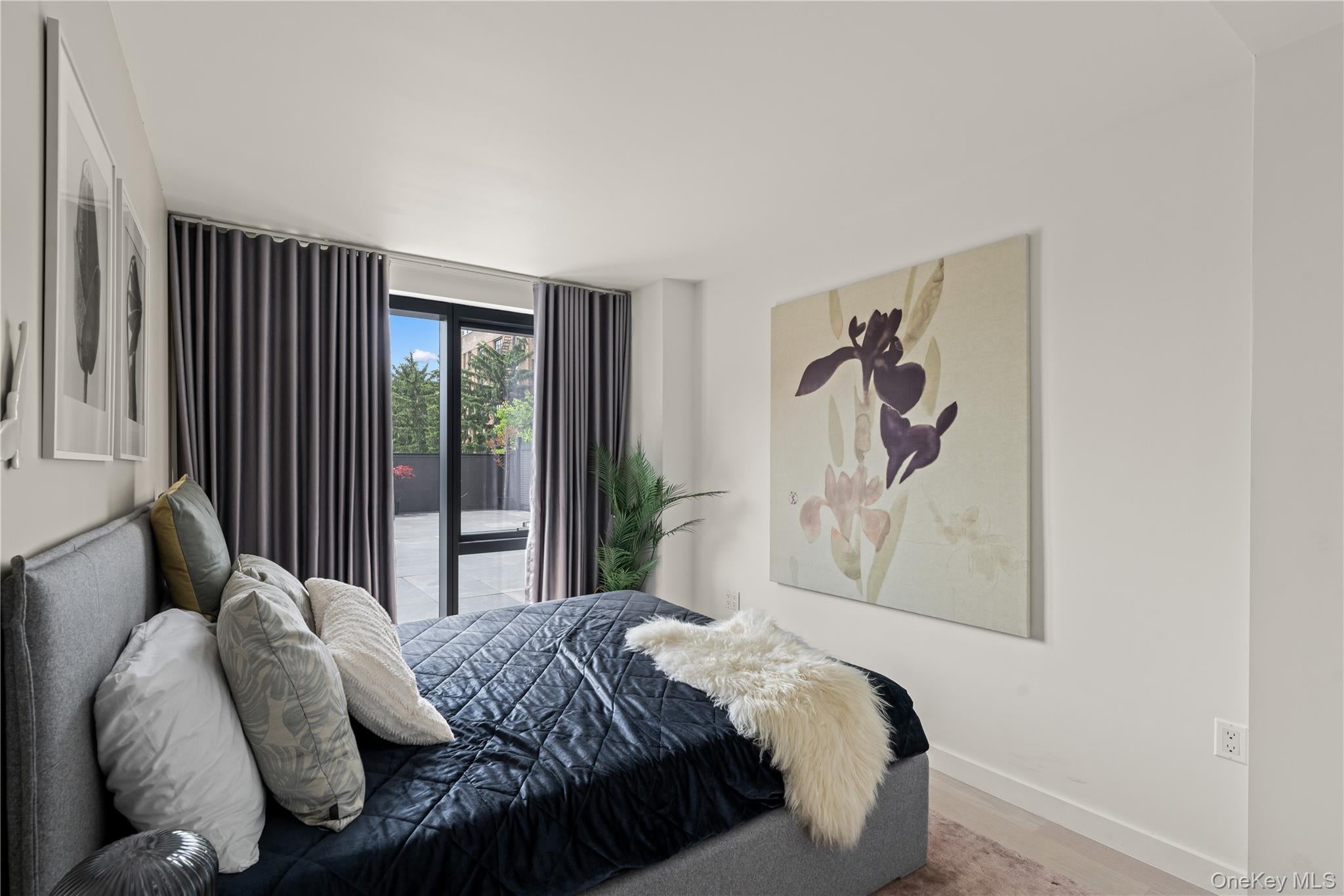 144-49 Northern Boulevard 203