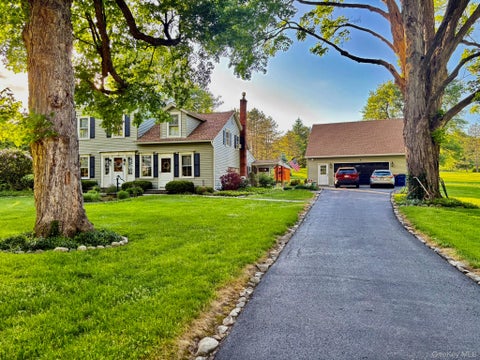 Homes For Sale - 2303 Salt Point Turnpike<br/> Dutchess County, Clinton Corners, NY 12514