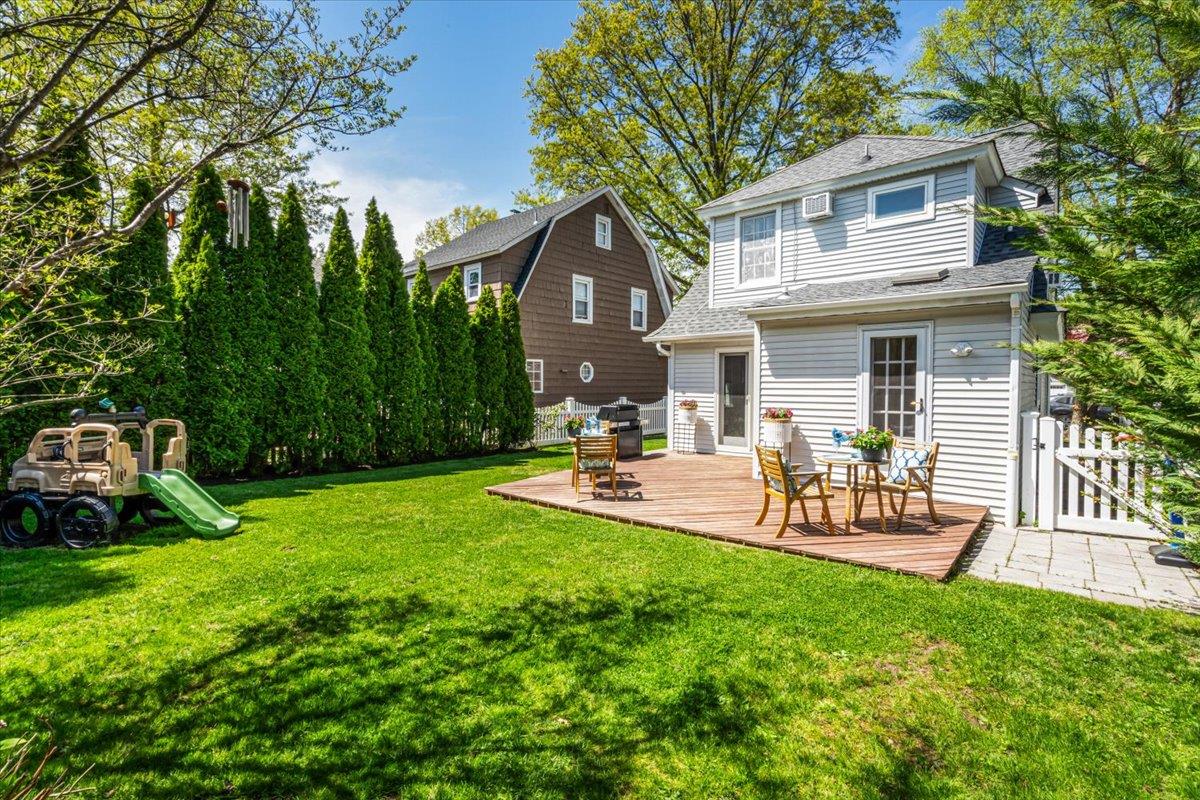 54 Park Avenue, Port Washington, New York image 23