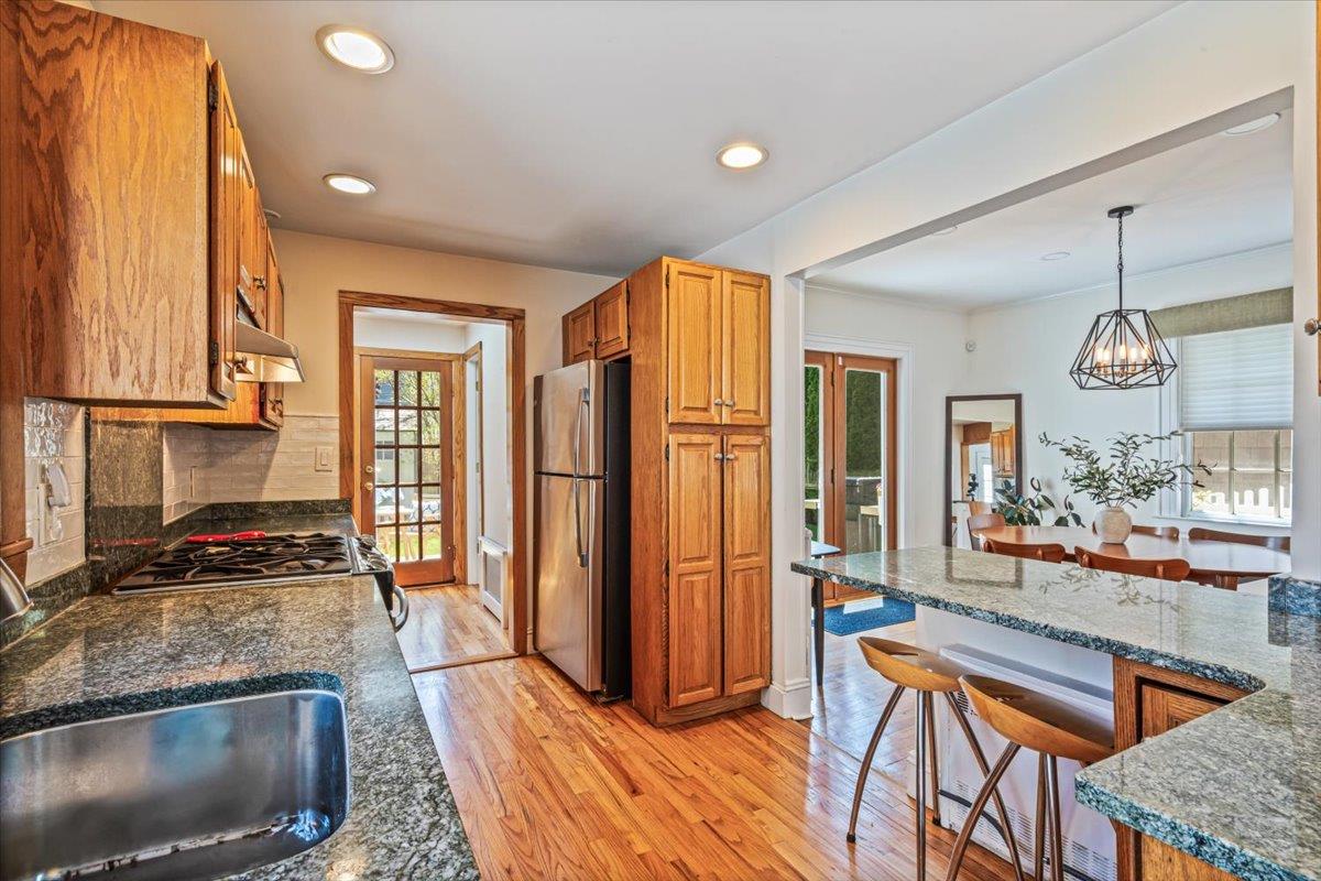 54 Park Avenue, Port Washington, New York image 11