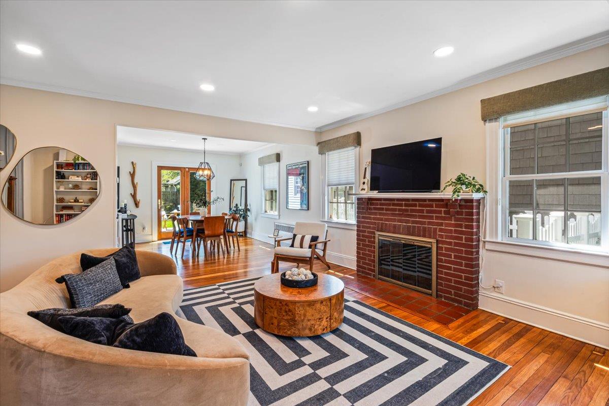 54 Park Avenue, Port Washington, New York image 5