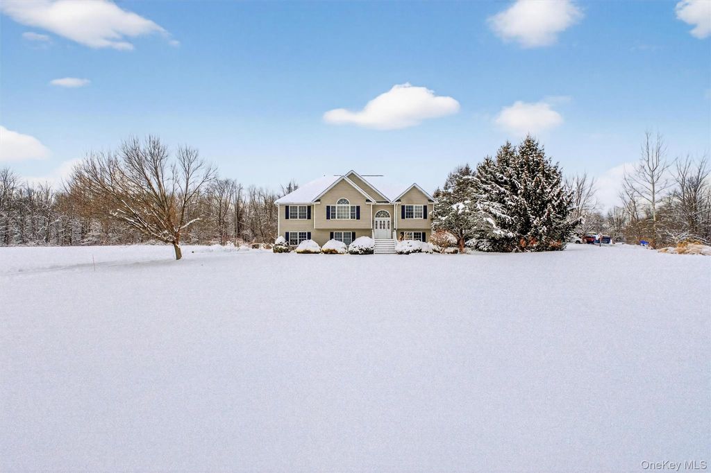 Photo of 192 Robinson Lane, Wappingers Falls, NY 12590 (MLS # 953367)