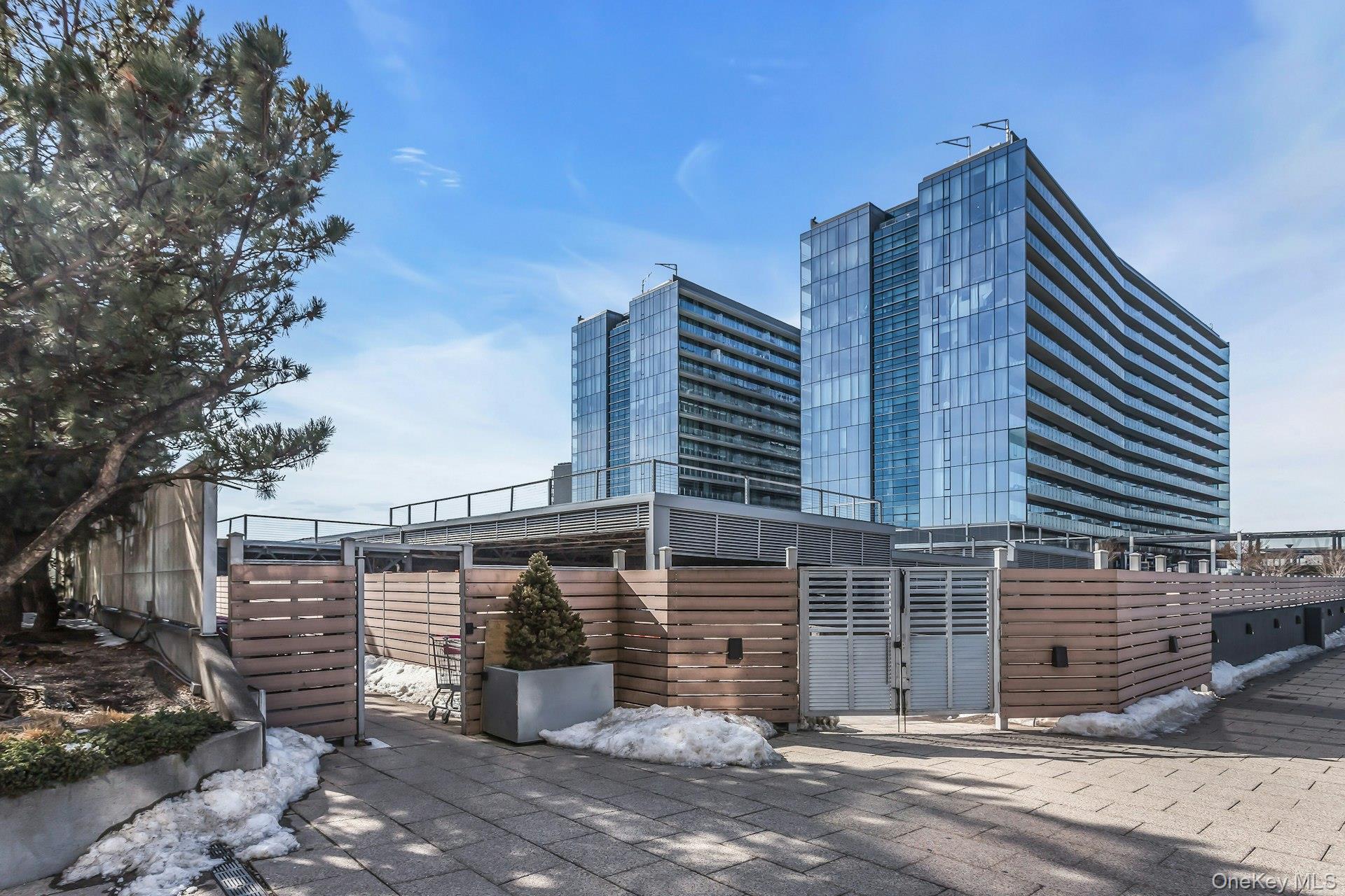 131-01 40th Road 17V