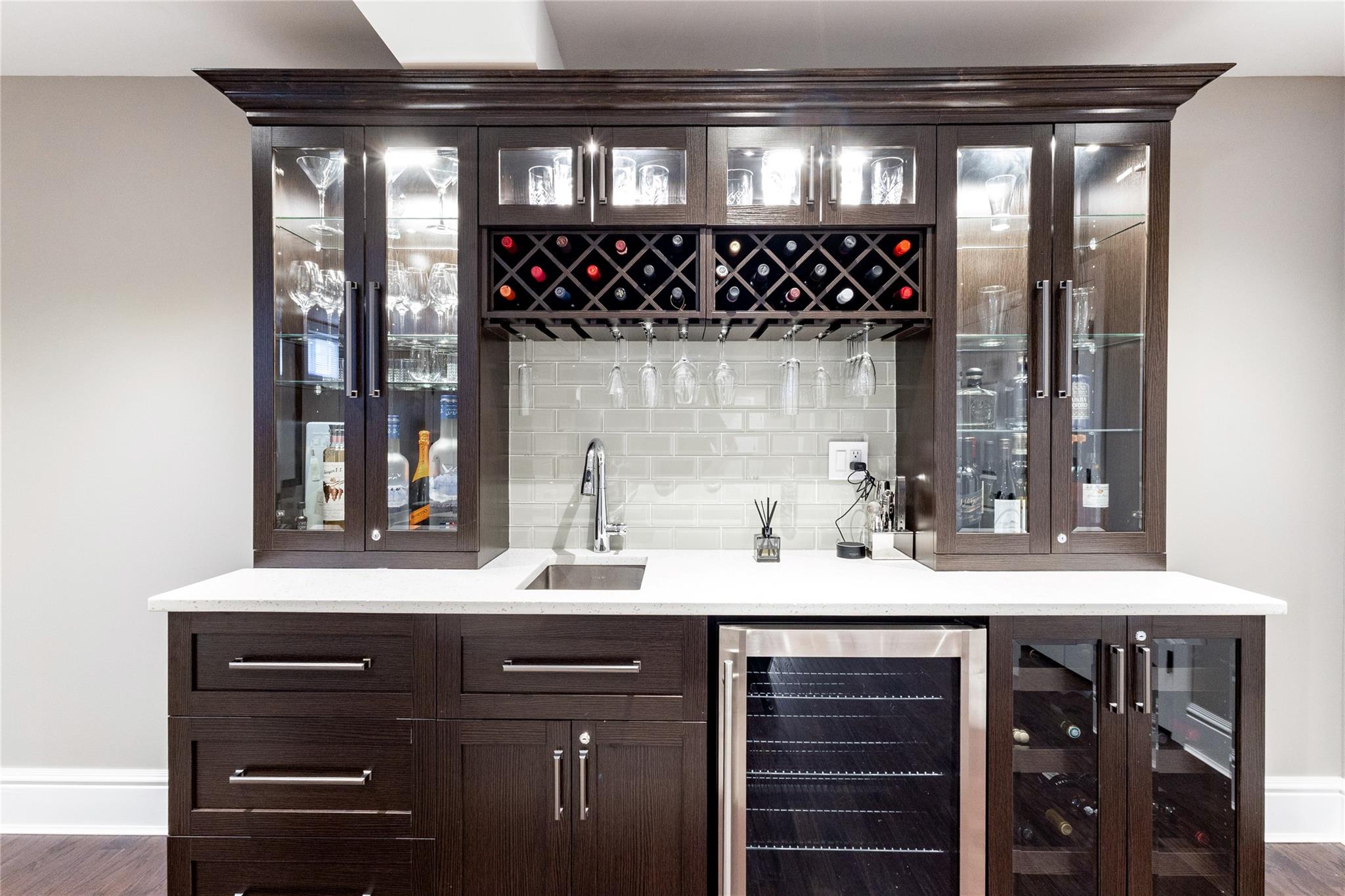 350 Park Lane, Douglaston, New York image 23