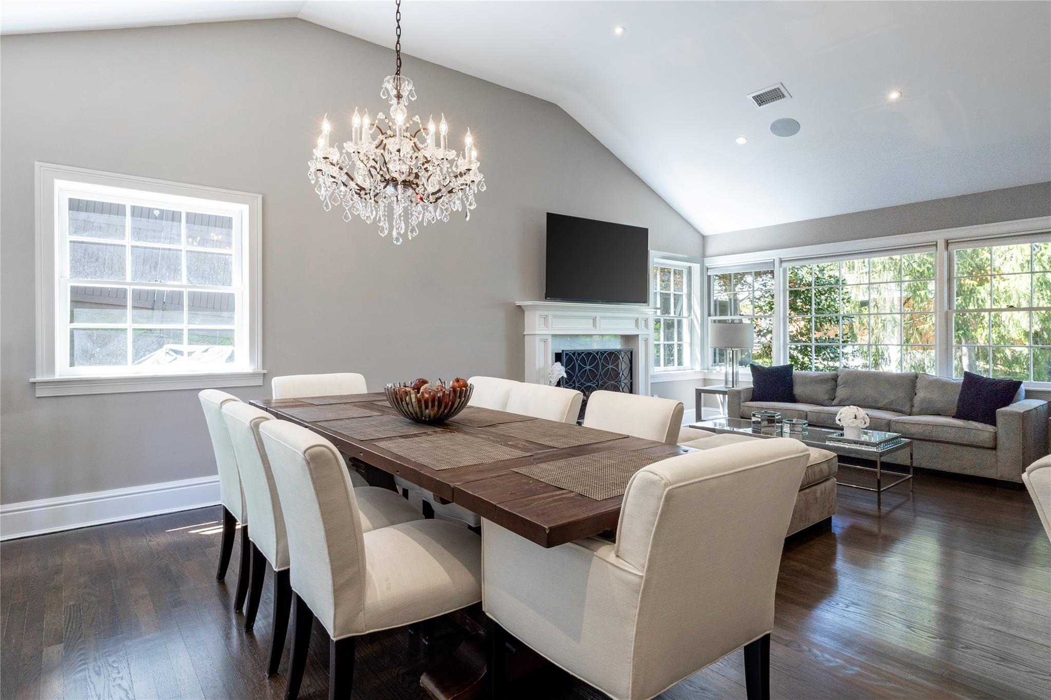 350 Park Lane, Douglaston, New York image 6