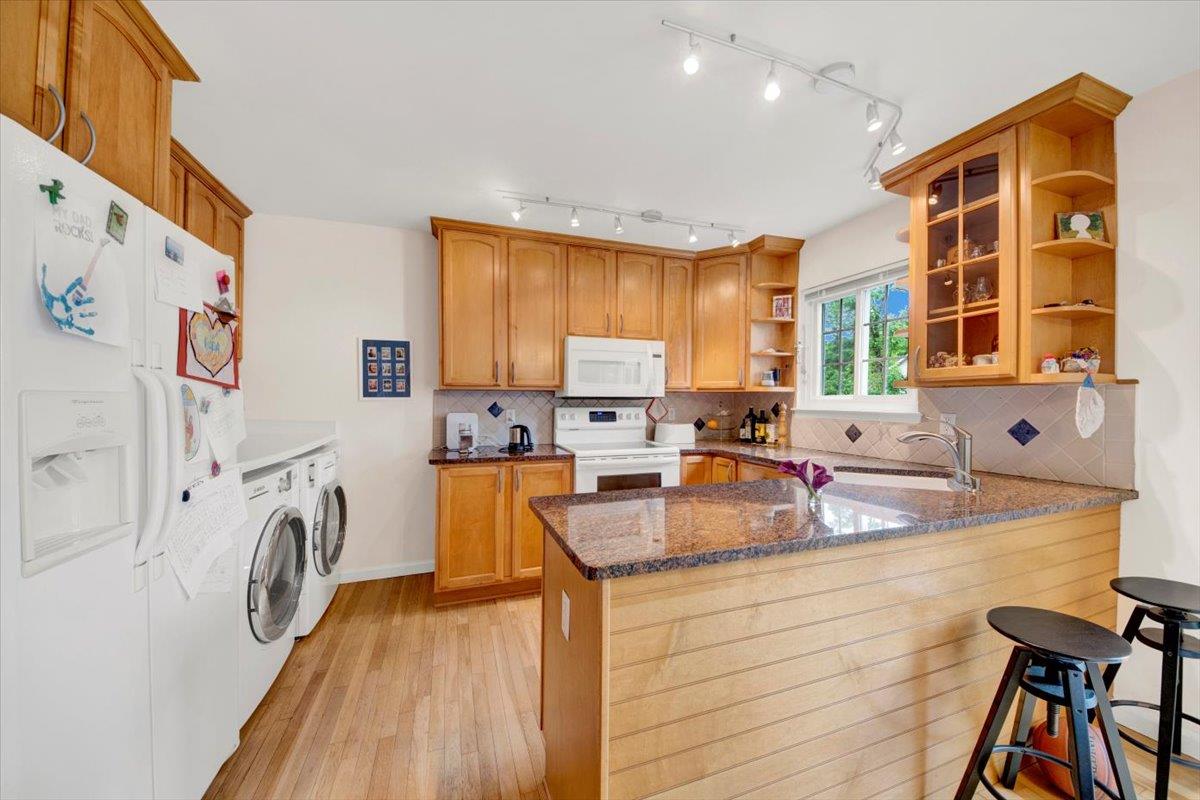 13 Romar Avenue, White Plains, New York image 9