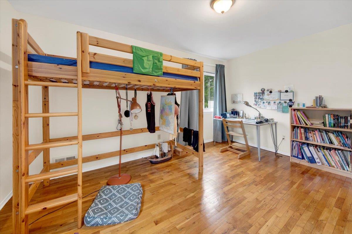 13 Romar Avenue, White Plains, New York image 24