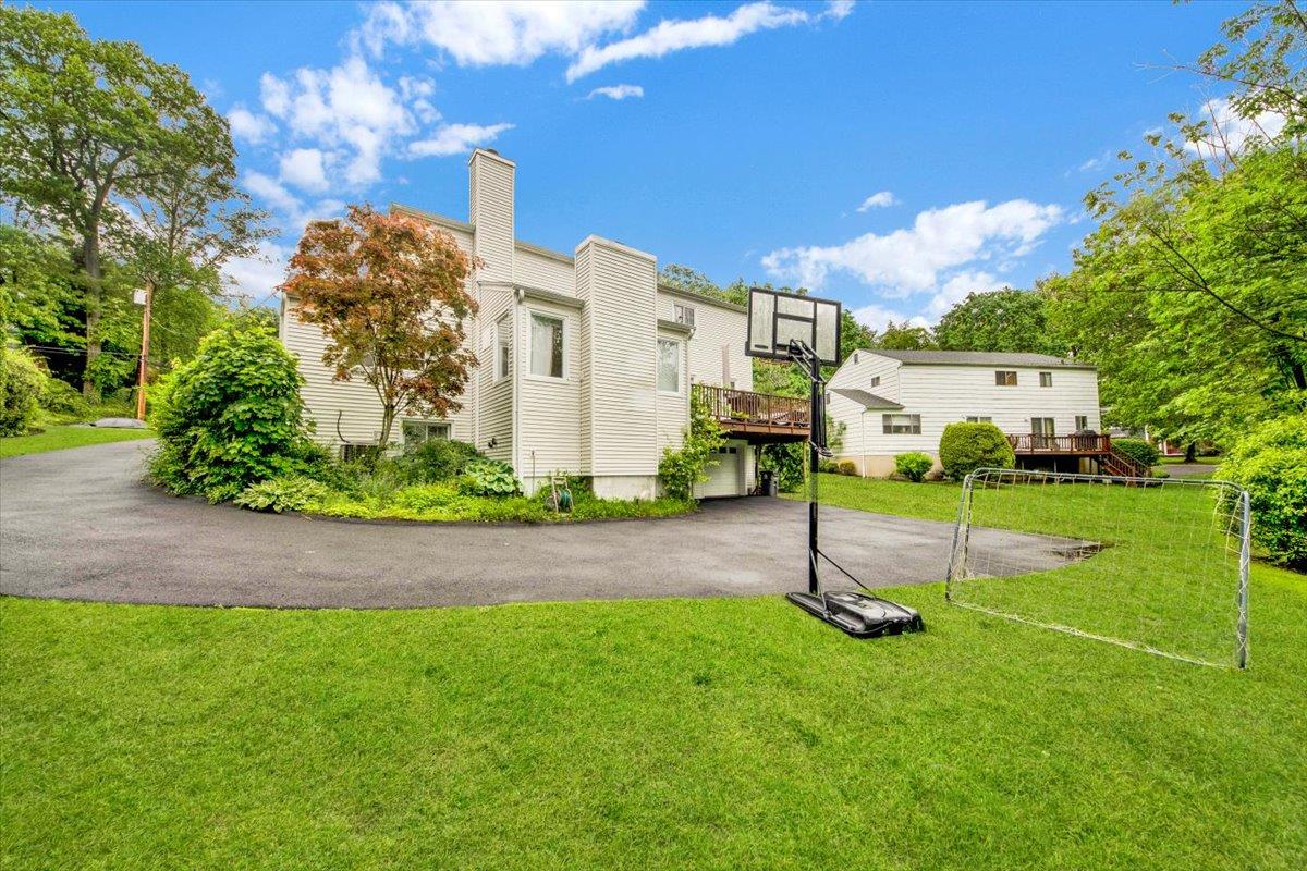 13 Romar Avenue, White Plains, New York image 36
