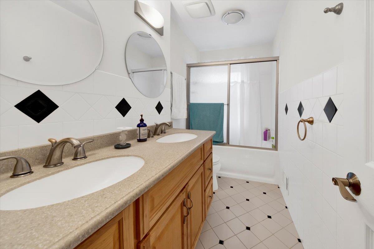 13 Romar Avenue, White Plains, New York image 25