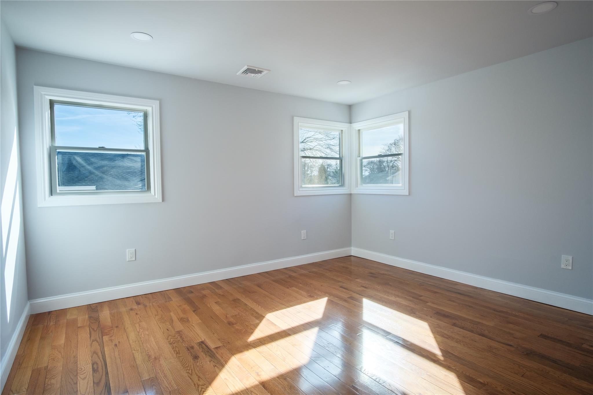 2 Rita Place, Farmingdale, New York image 7