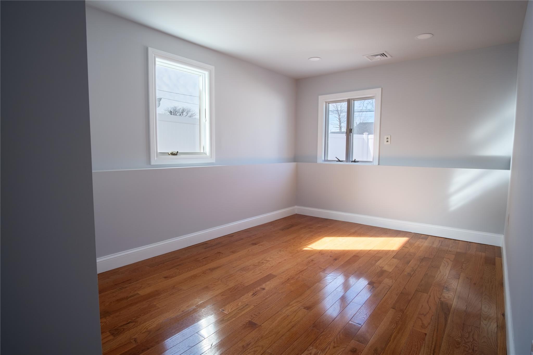 2 Rita Place, Farmingdale, New York image 16