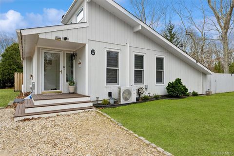 Photo of 6 Montauk Boulevard, East Hampton, NY 11937 (MLS # 944746)