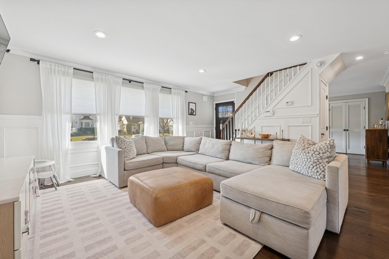 171 E Willow Street, Garden City, Florida image 5