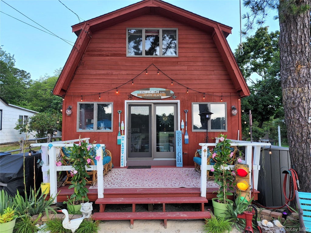 Photo of 100 Reeves Bay Trail, Flanders, NY 11901 (MLS # 1040168)