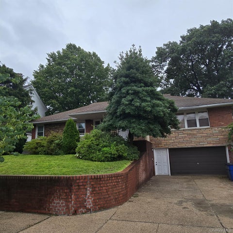 Homes For Sale - 13843 229th Street<br/> Queens County, Springfield Gardens, NY 11413