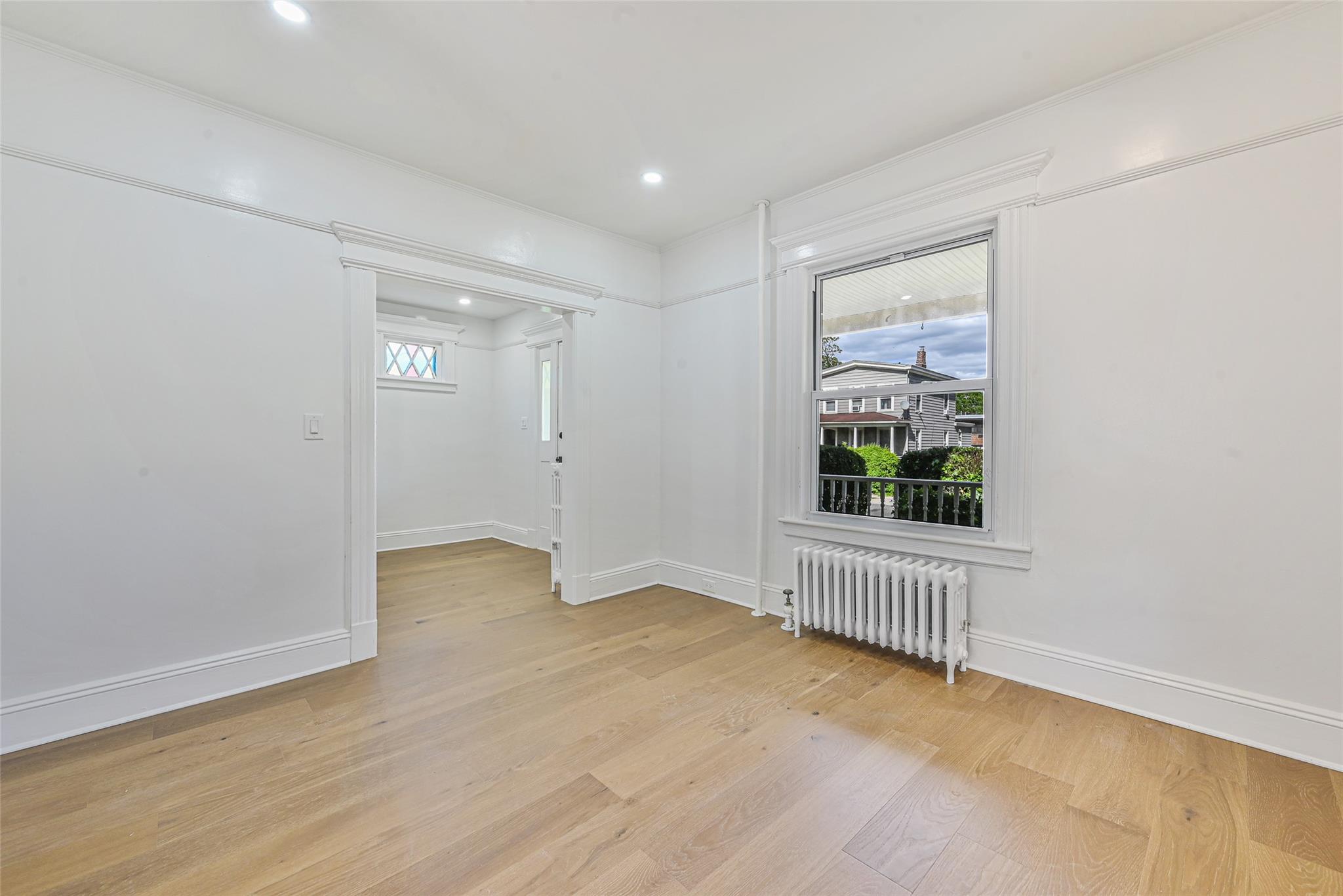 108 North Forest Avenue Ave, Rockville Centre, New York image 9