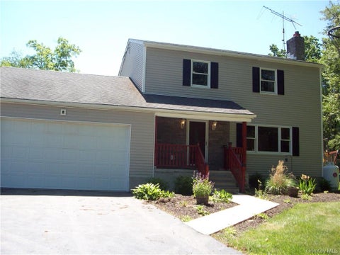 Homes For Rent - 6 Regent Drive<br/> Hopewell Junction, NY 12533