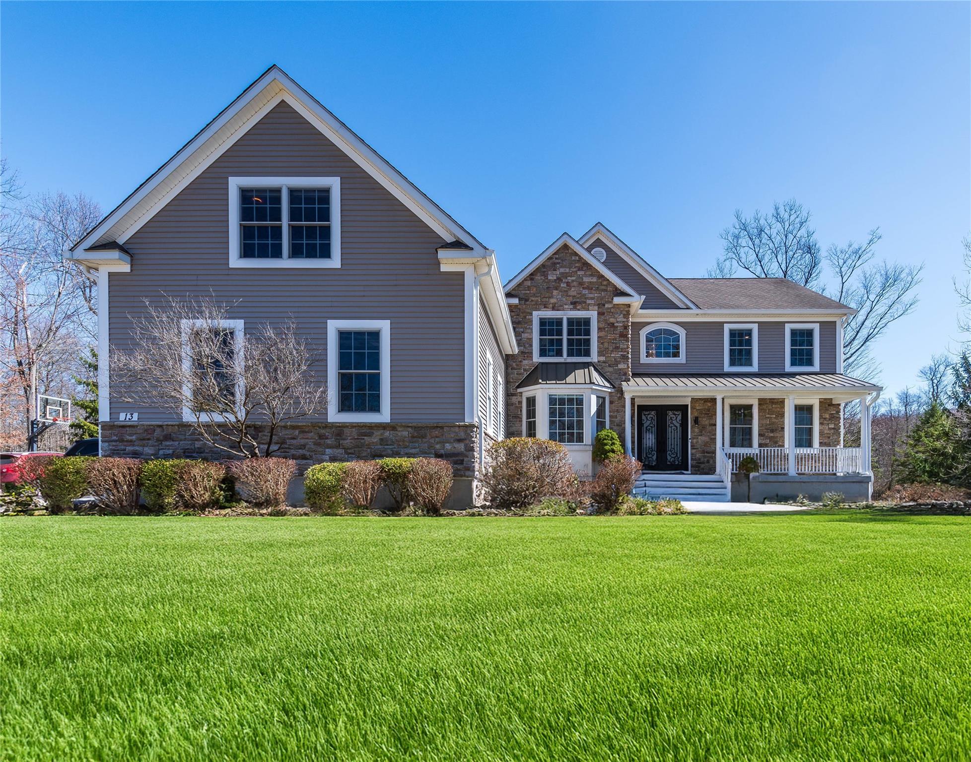Property for Sale at Orr-Hatch Drive, Cornwall, New York - Bedrooms: 6 
Bathrooms: 5 
Rooms: 15  - $1,399,000