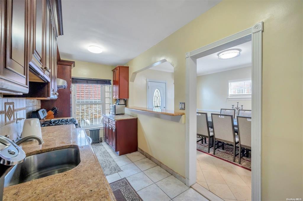 21-89 47th Street, Long Island City, New York image 11