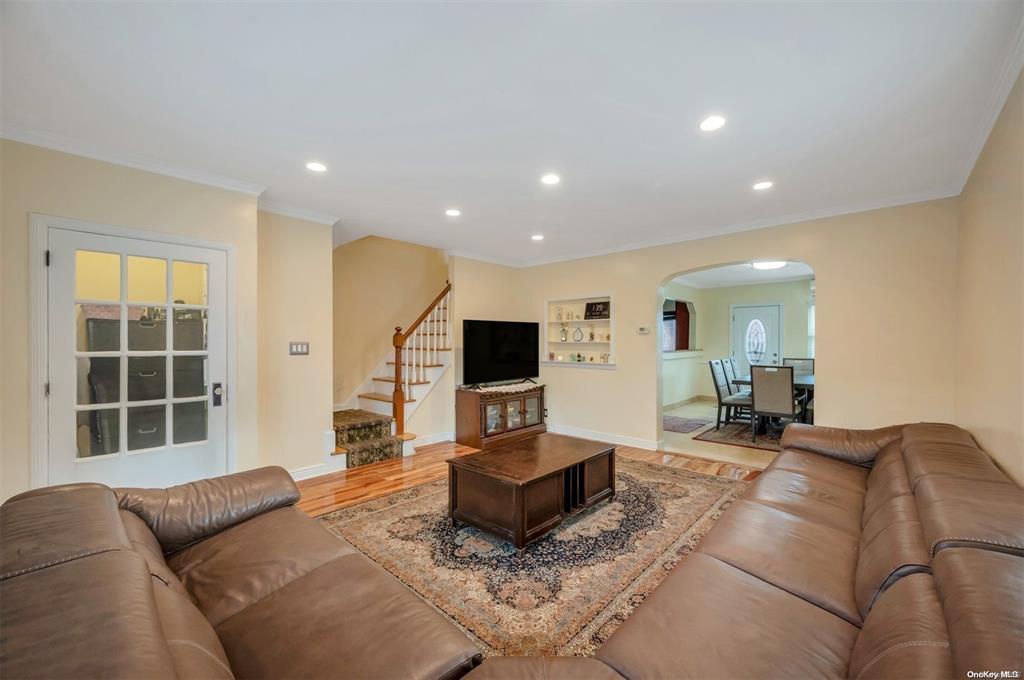 21-89 47th Street, Long Island City, New York image 23