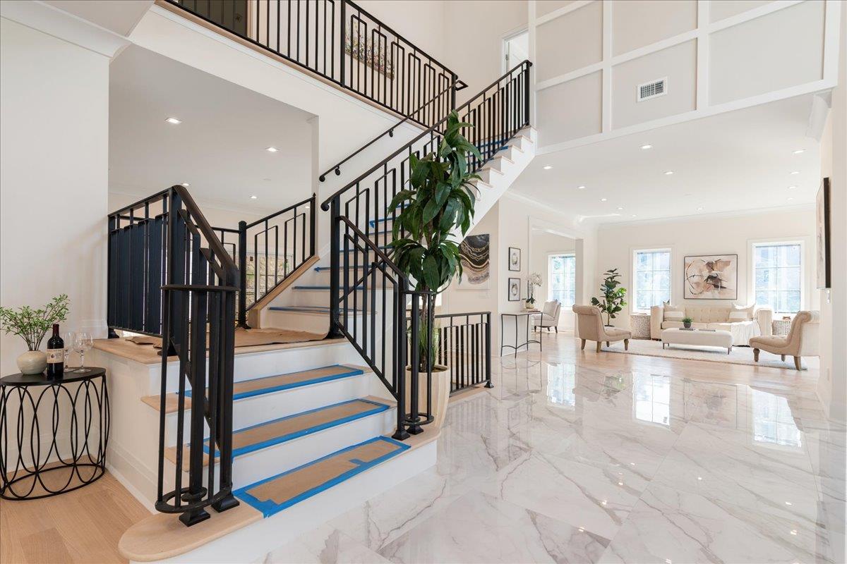 34 Woodland Place