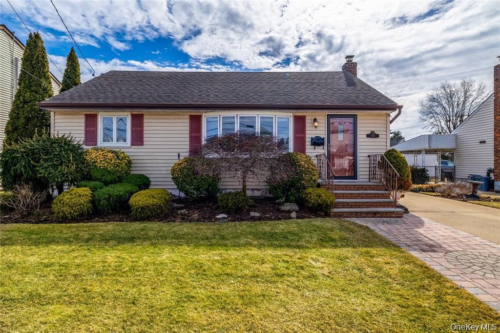 Photo of 159 Nevada Street, Hicksville, NY 11801 (MLS # 1019931)