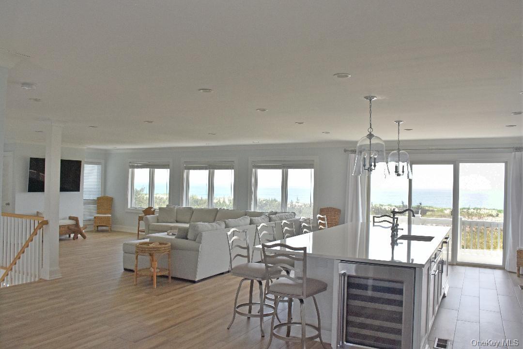 561 Dune Road