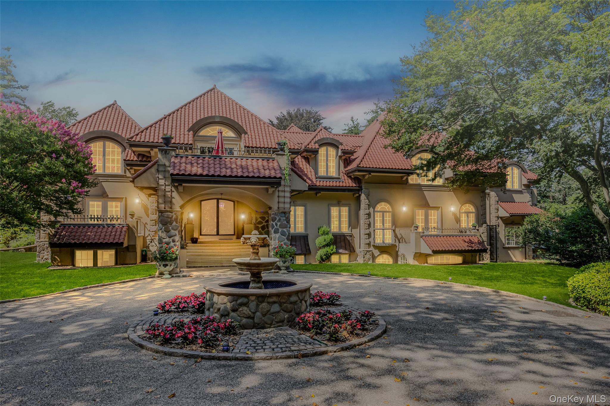 12 Sloanes Court