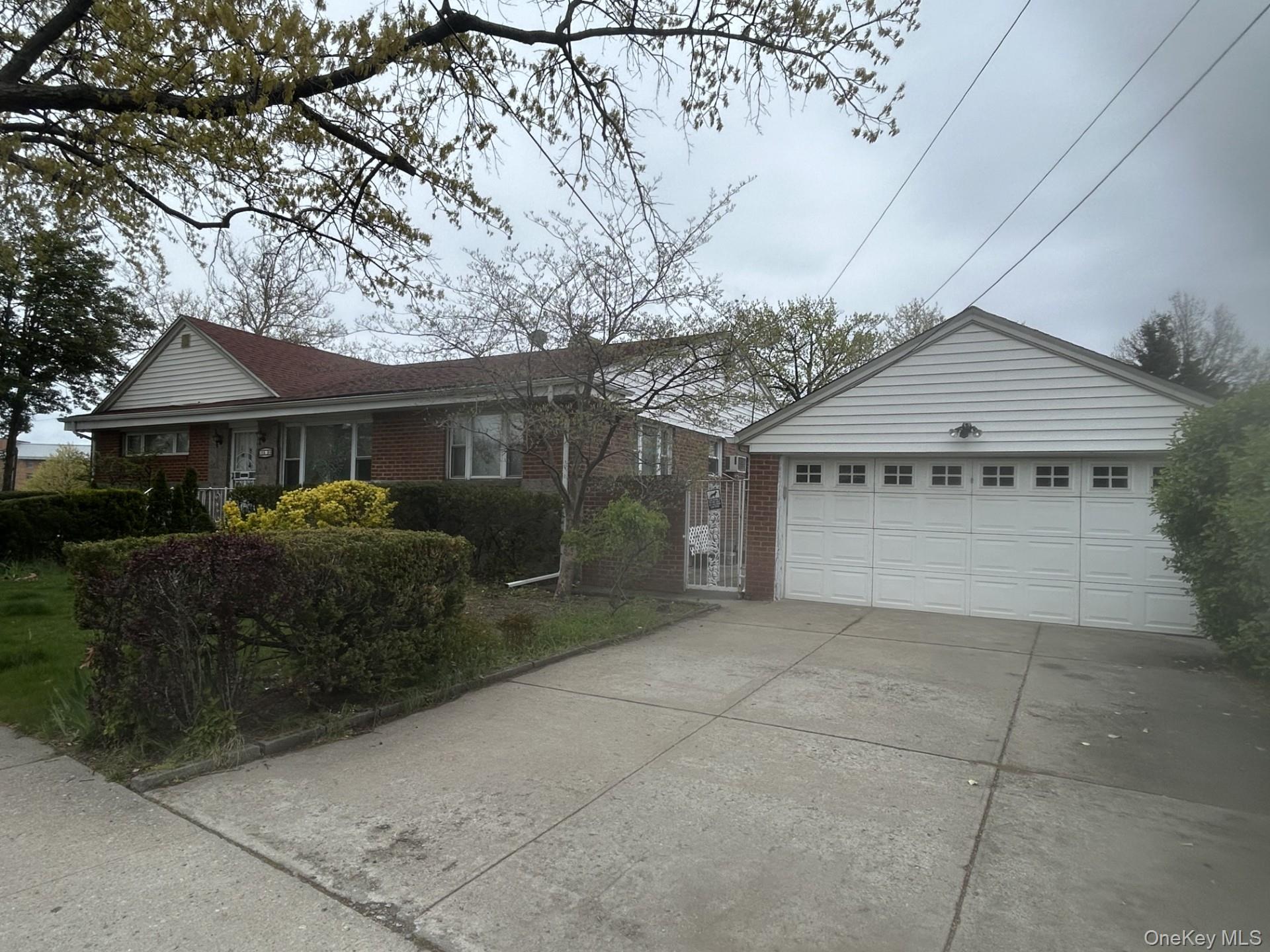 16804 Grand Central Parkway