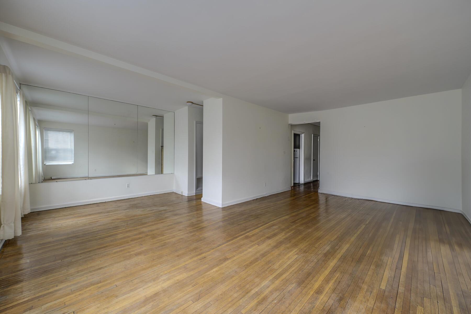 366 Stewart Avenue #A8, Garden City, New York image 9