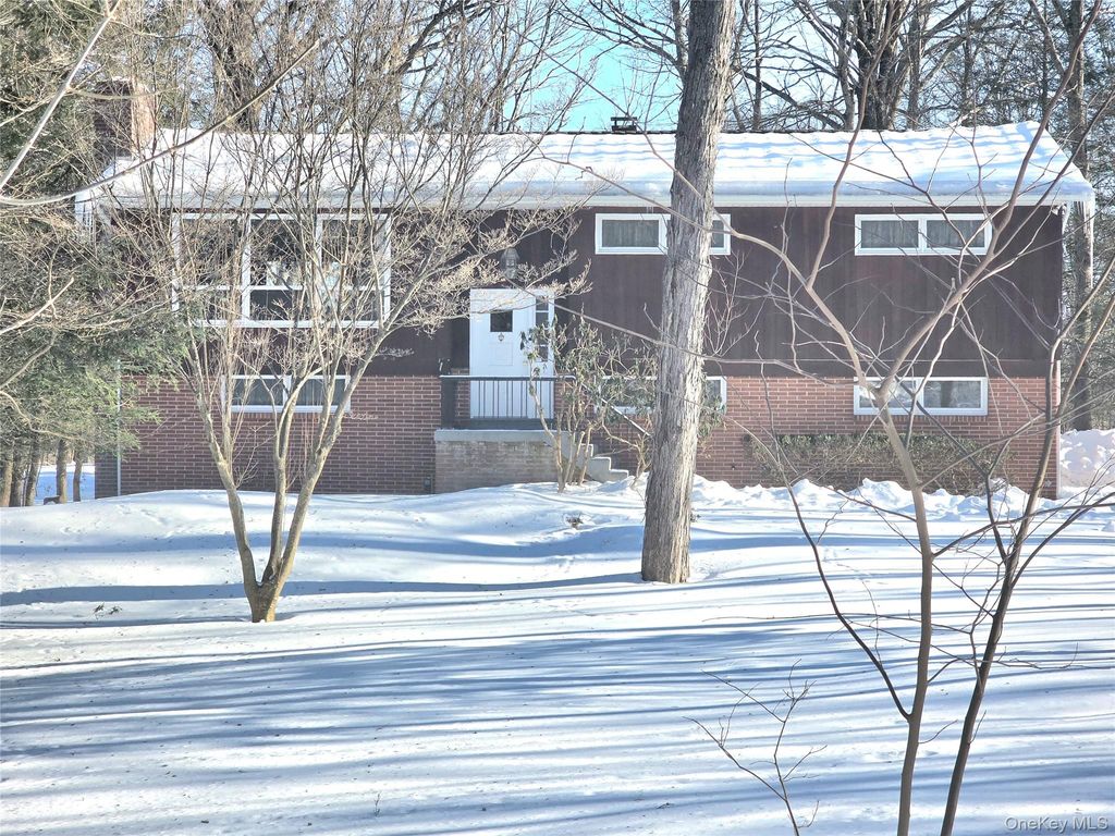 Photo of 94 Whangtown Road, Carmel, NY 10512 (MLS # 945498)