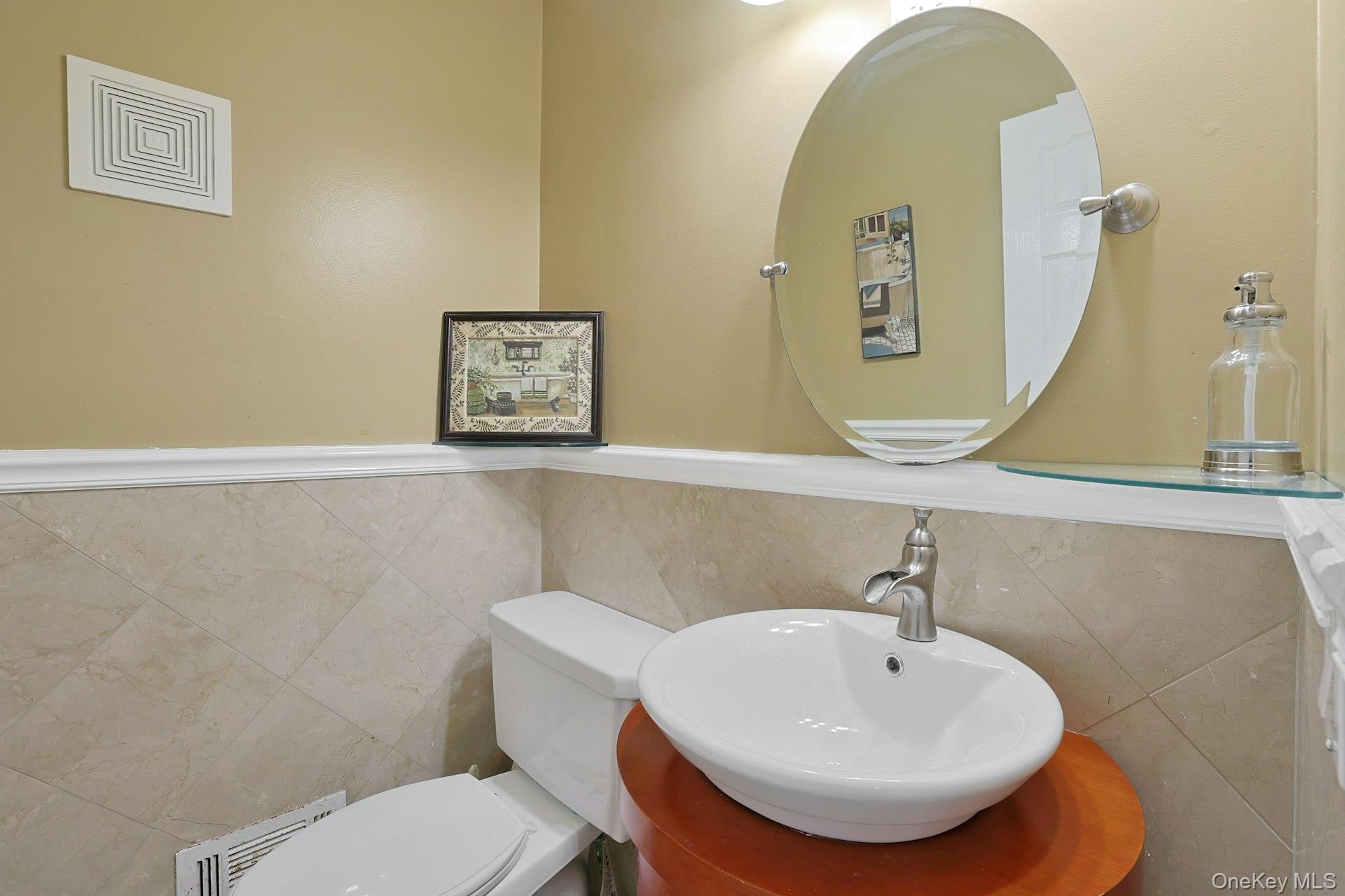 White Plains, New York 10607, United States, 3 Bedrooms Bedrooms, ,2 BathroomsBathrooms,Residential,Active,220592