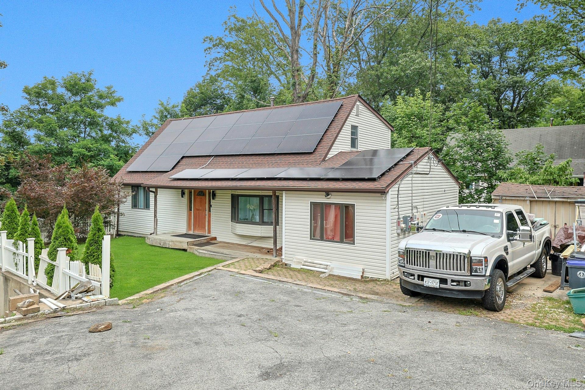 White Plains, New York 10607, United States, 3 Bedrooms Bedrooms, ,2 BathroomsBathrooms,Residential,Active,220592