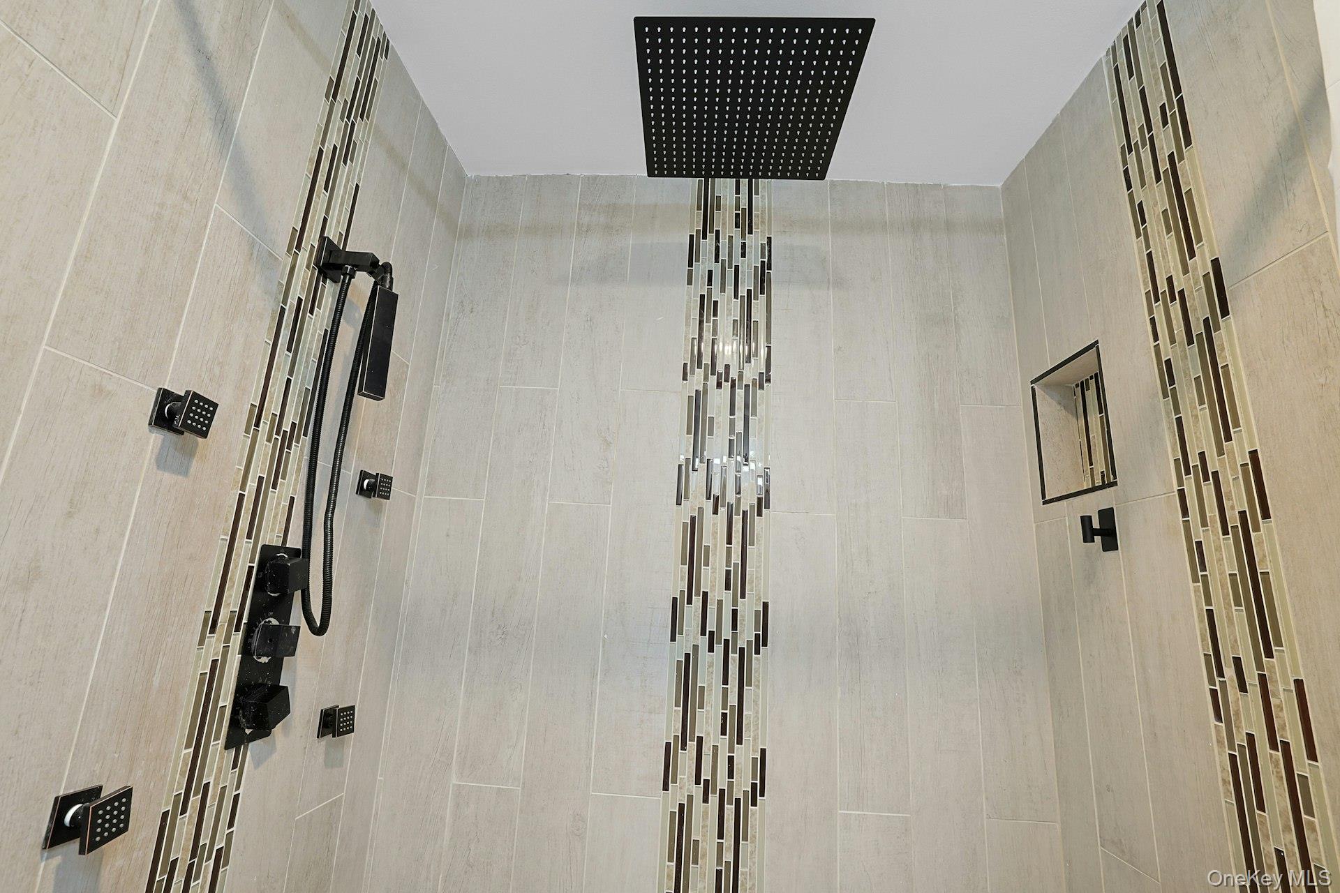 White Plains, New York 10607, United States, 3 Bedrooms Bedrooms, ,2 BathroomsBathrooms,Residential,Active,220592