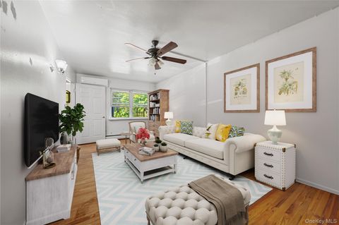 Photo of 152-10 Peck Avenue, Flushing, NY 11355 (MLS # 924517)