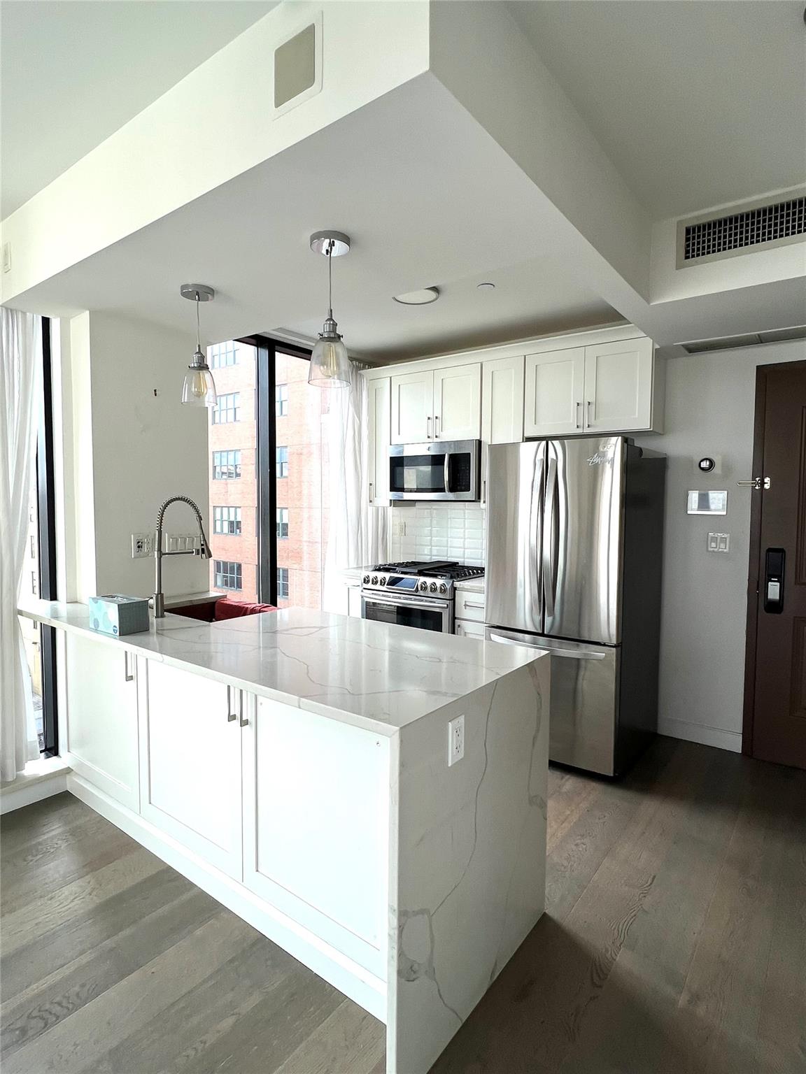 41-04 27th Street #8B, Long Island City, New York image 3