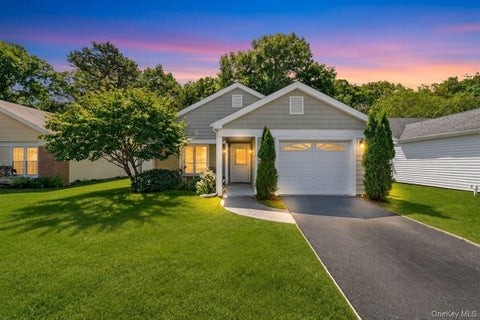 Condo For Sale - 232 Belfast Lane<br/> Suffolk County, Ridge, NY 11961