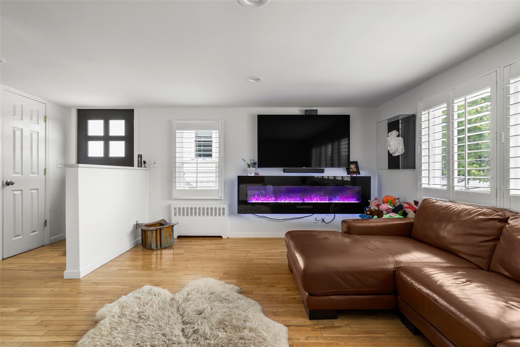 38 Kent Road, Island Park, New York image 4