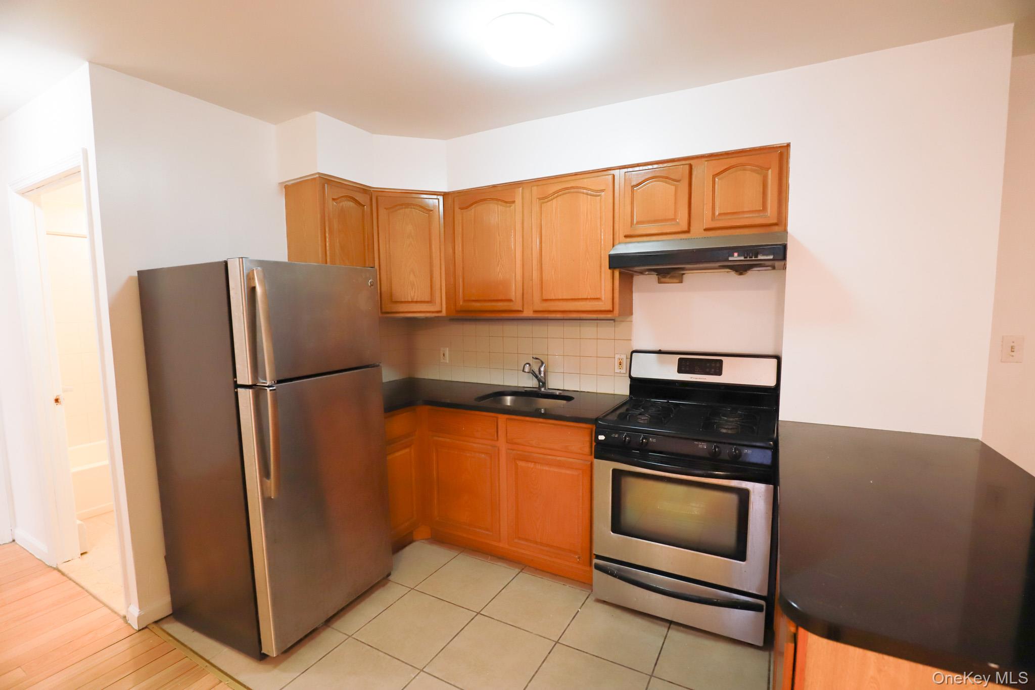 42-11 Parsons Boulevard 4B