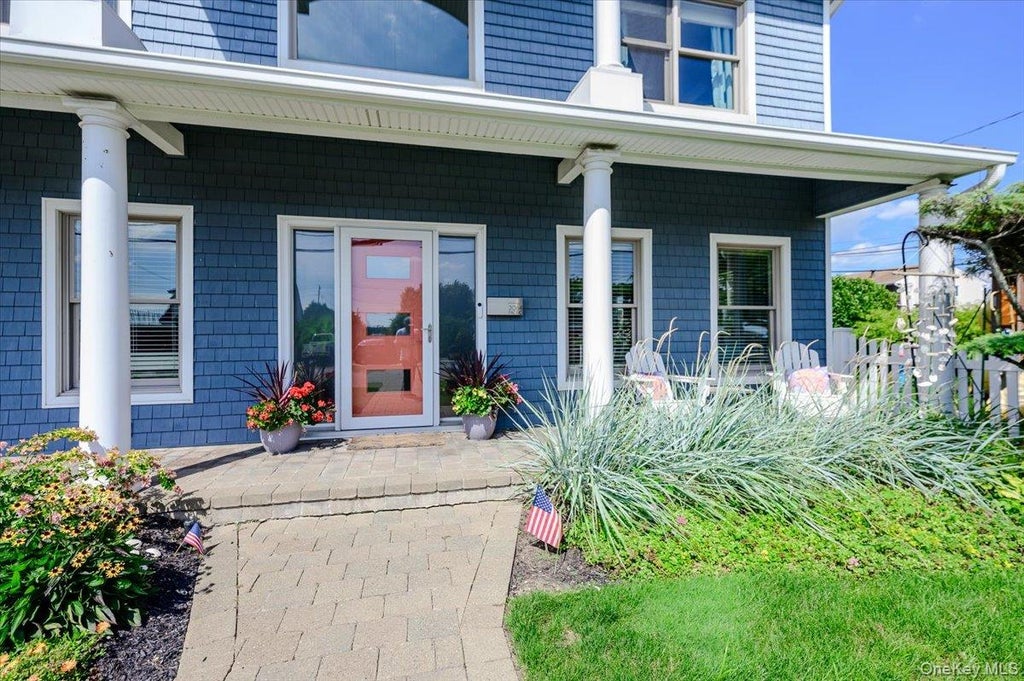 Photo of 2064 Pacific Boulevard, Atlantic Beach, NY 11509 (MLS # 1047482)