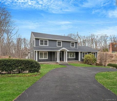 33 Brookfield Road Northport NY 11768