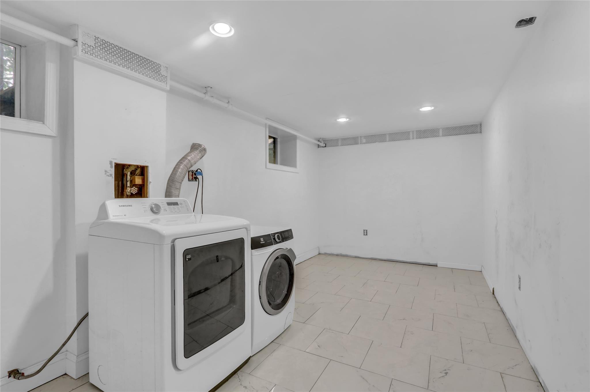 316 Oriental Boulevard, Brooklyn, New York image 24