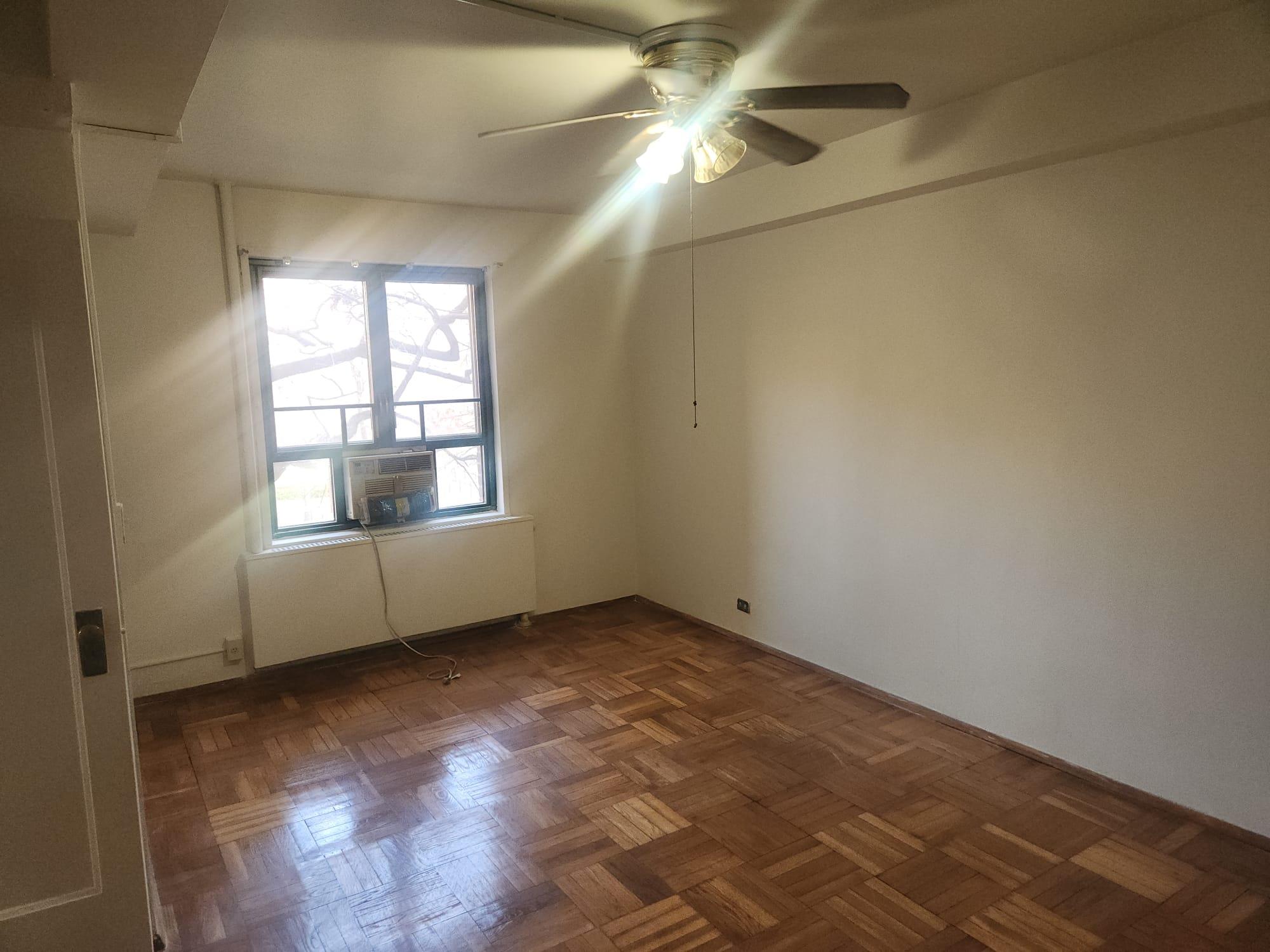 1563 N Unionport Road #2E, Bronx, Florida image 19