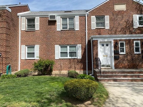 Homes For Sale - 73-31 255th Street #G-1<br/> Glen Oaks, NY 11004