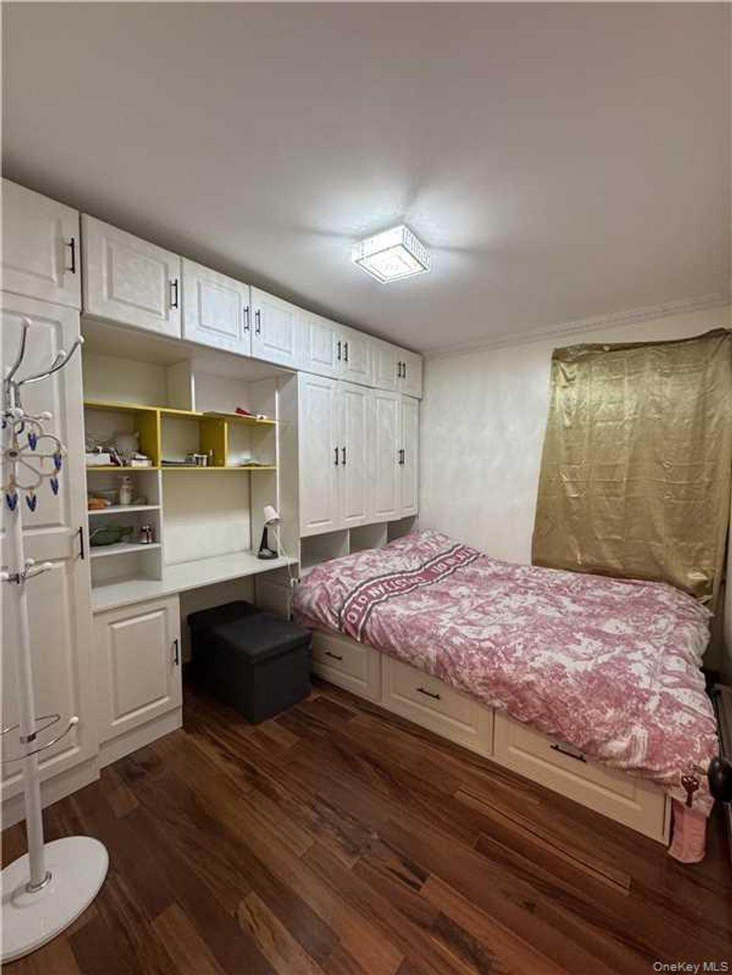 Photo of 2027 E 35th Street, Brooklyn, NY 11234 (MLS # 987976)