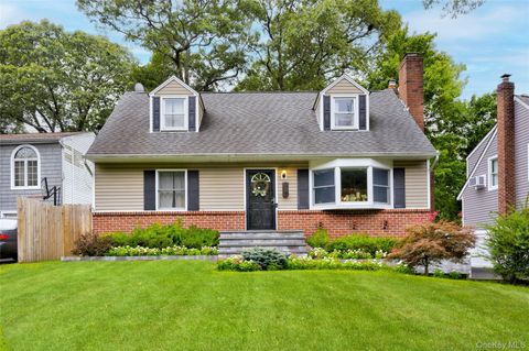 31 Circle Drive East Northport NY 11731