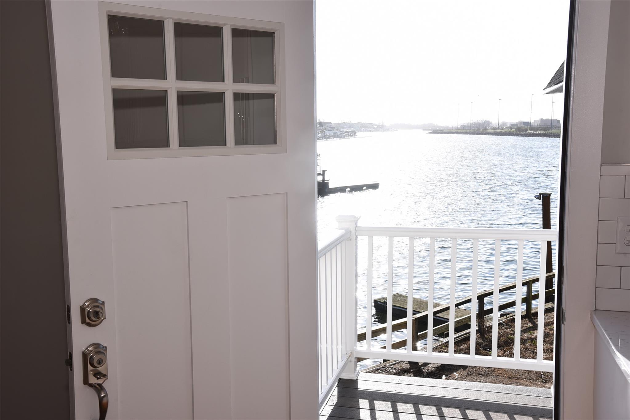 East Rockaway, New York 11518, United States, 4 Bedrooms Bedrooms, ,2 BathroomsBathrooms,Residential,Active,114080